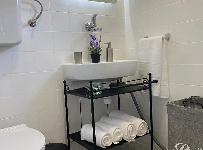 Avita شقة سبليت