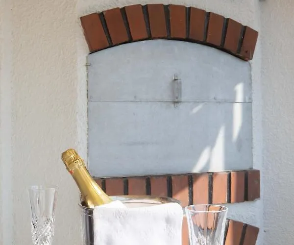 Avita شقة سبليت