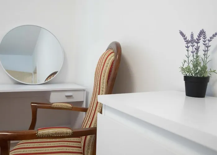 Apartament Avita *