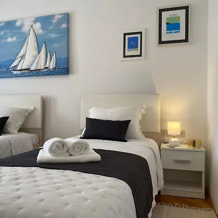 Apartament Avita *